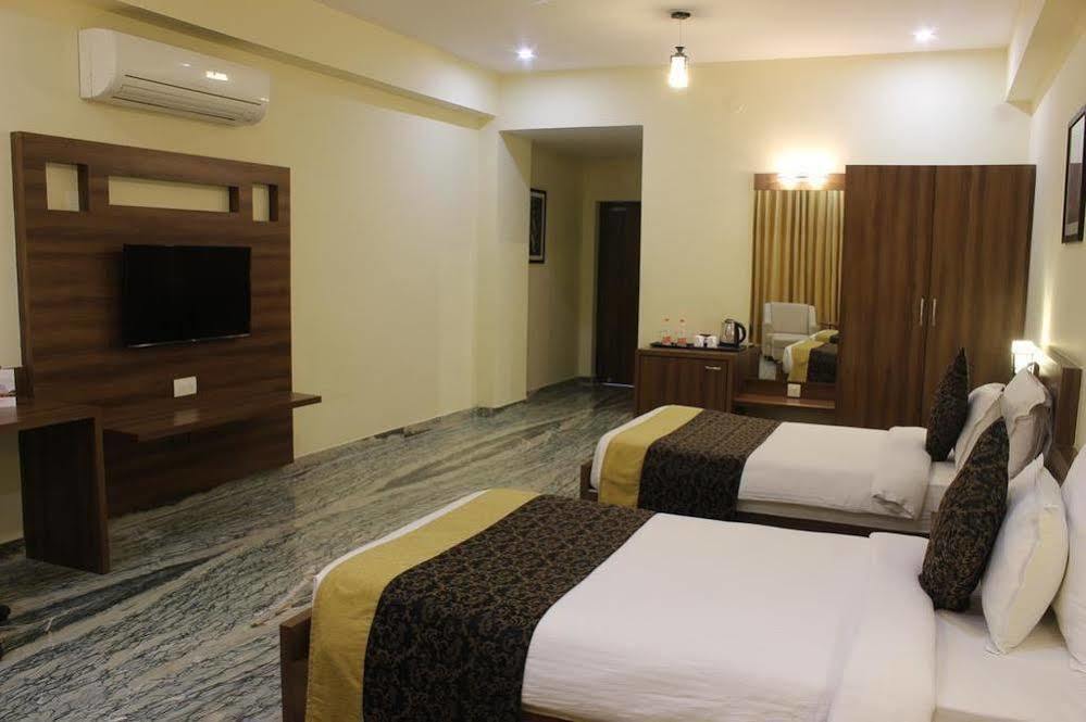 Hotel Mewargarh Udaipur By Red Lion S Exterior foto